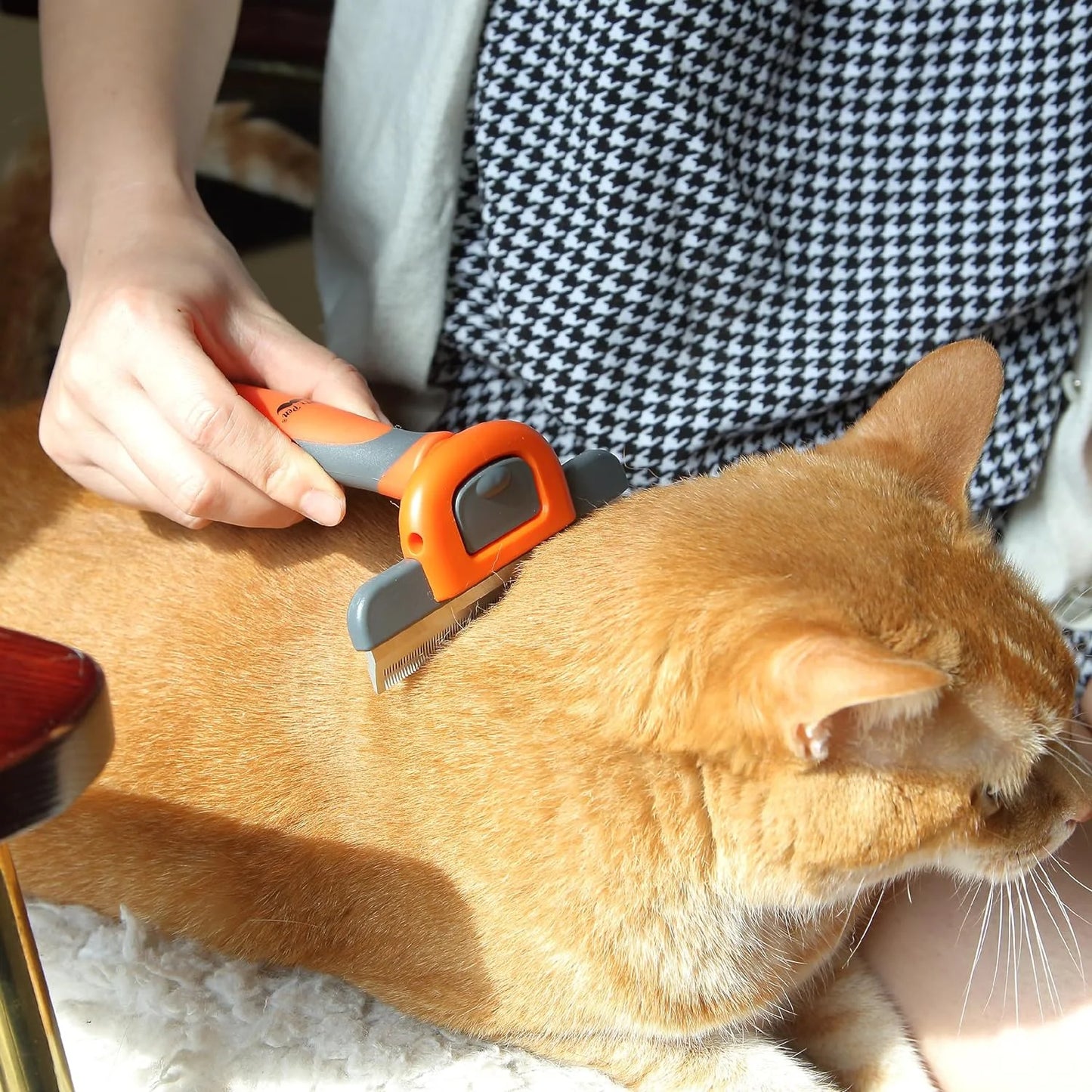 - Pet Grooming Brush, Dog Brush for Shedding